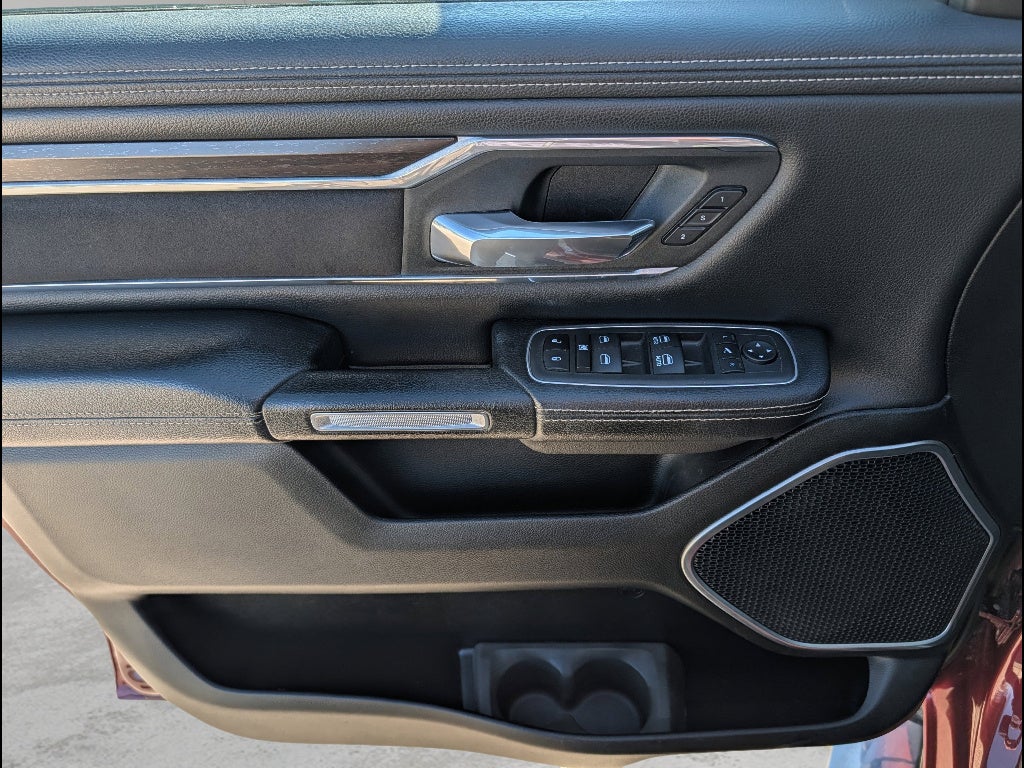 2022 RAM 1500 Laramie Crew Cab 4x4 5'7" Box