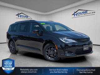 2020 Chrysler Pacifica Touring L Plus