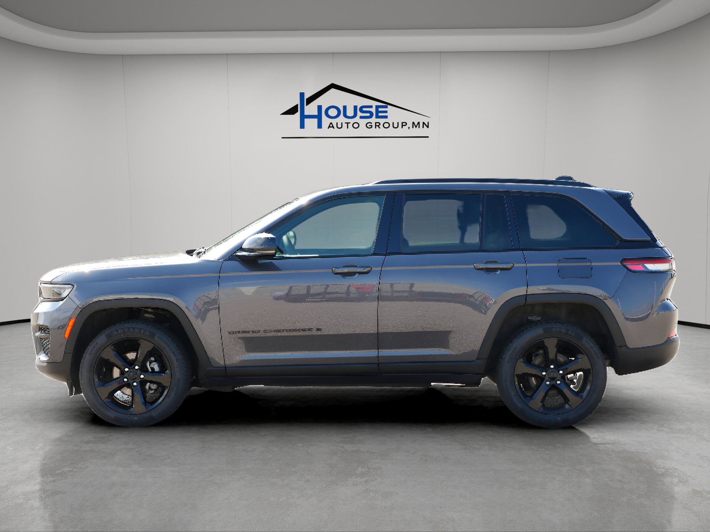 2023 Jeep Grand Cherokee Altitude 4x4