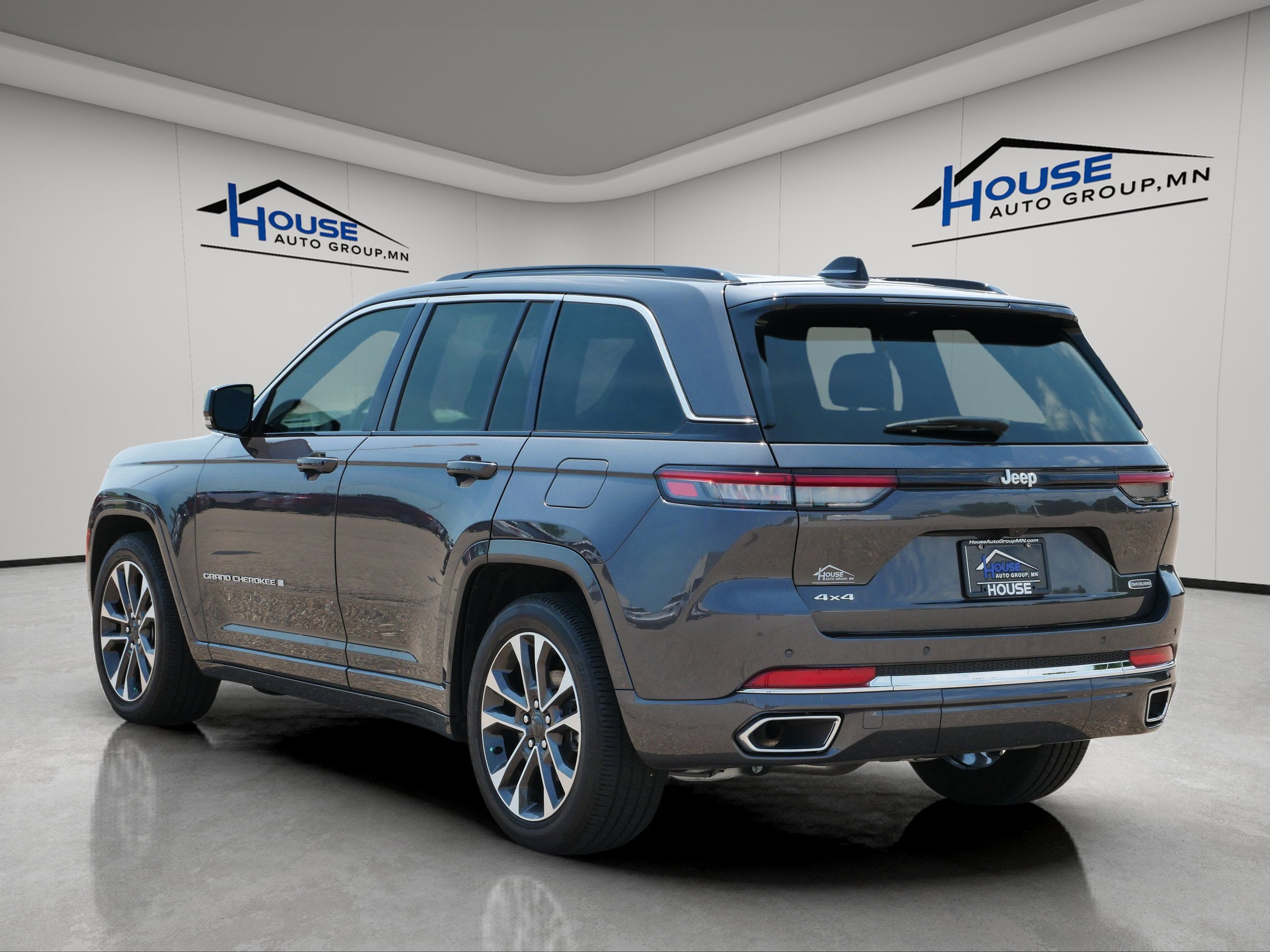 2024 Jeep Grand Cherokee Overland 4x4