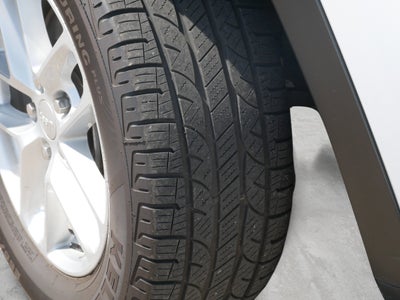 2023 Jeep Grand Cherokee L Laredo 4x4