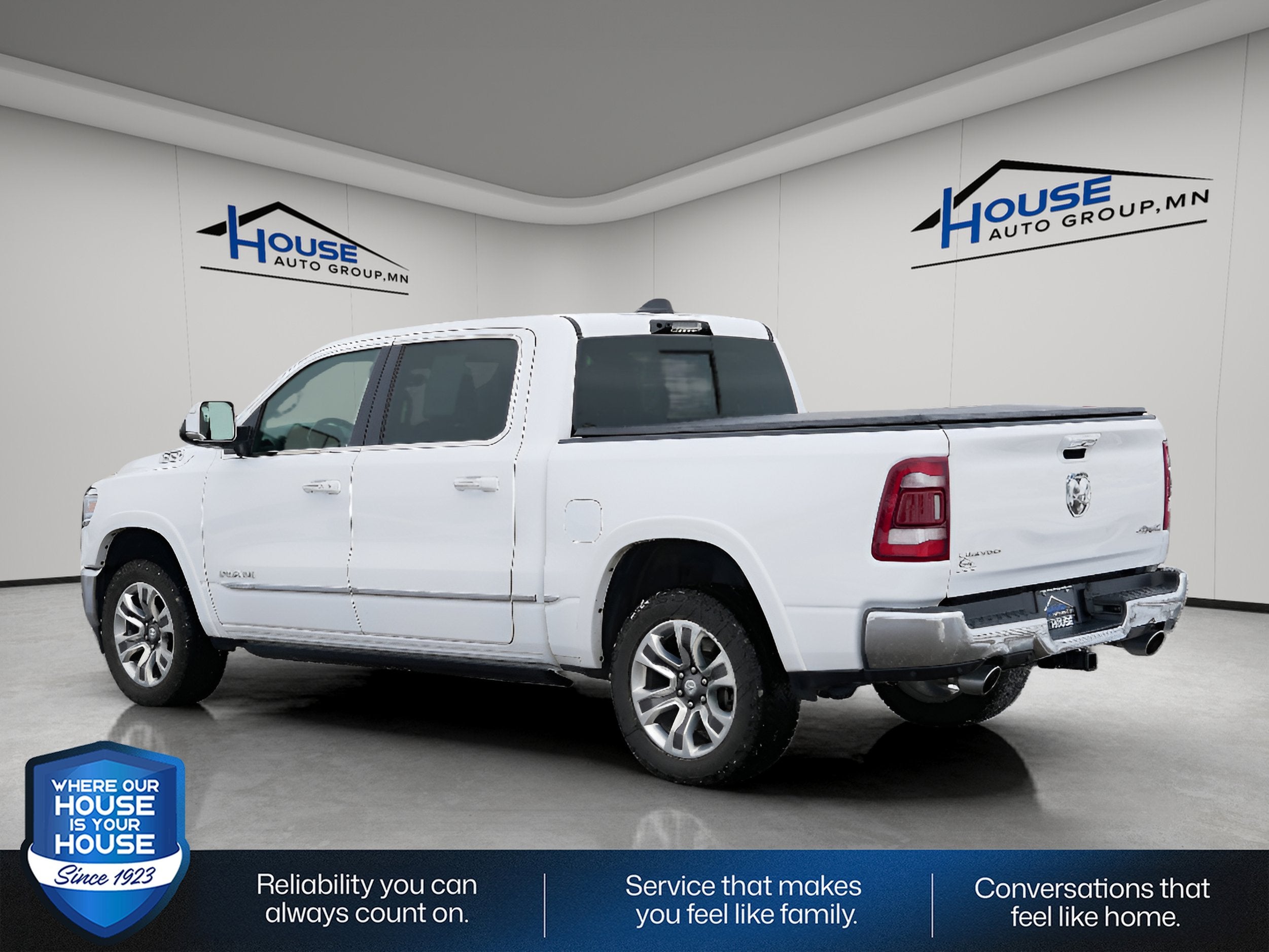 2022 RAM 1500 Limited Crew Cab 4x4 5'7" Box