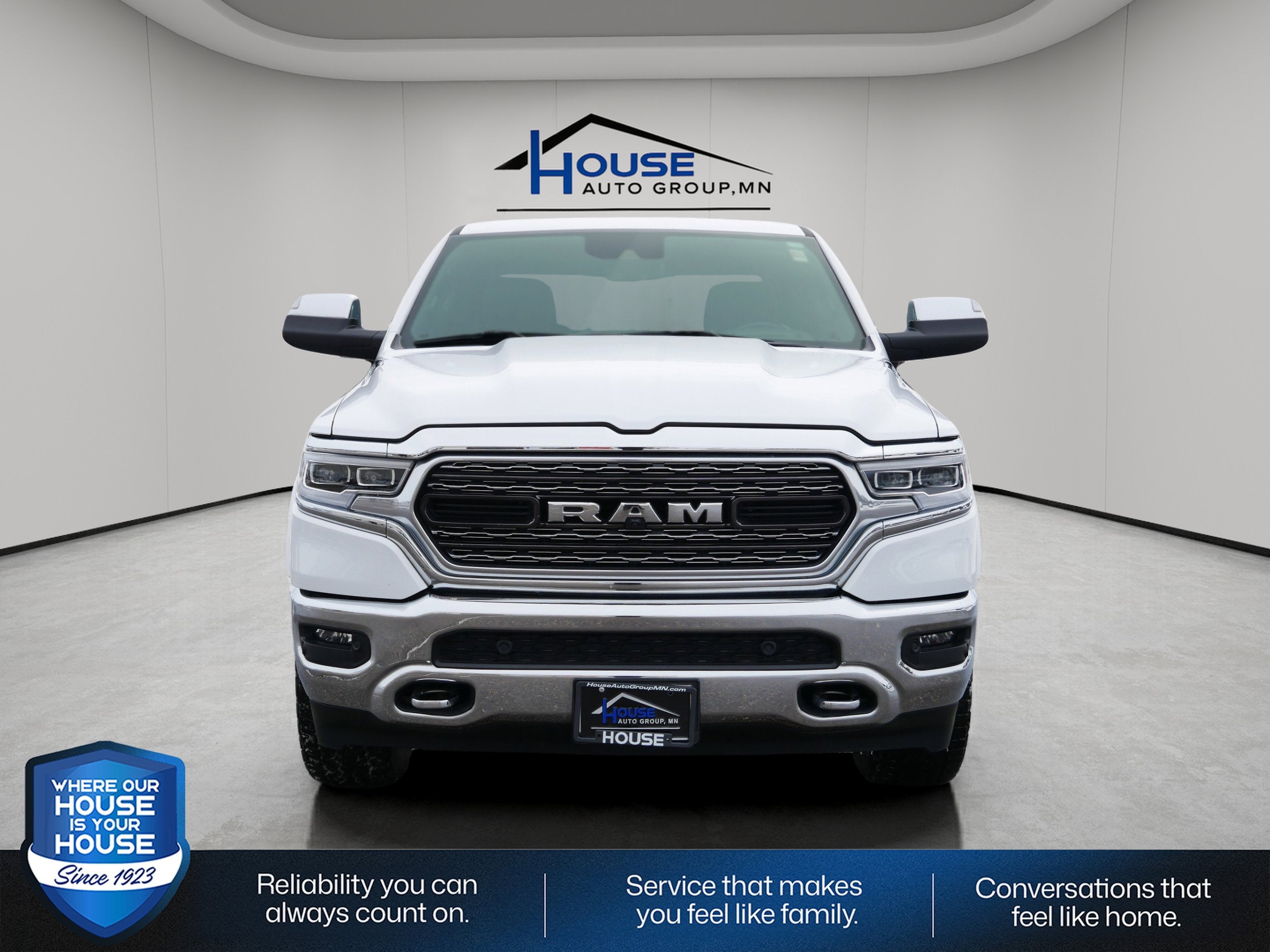 2022 RAM 1500 Limited Crew Cab 4x4 5'7" Box