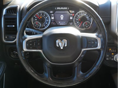 2019 RAM 1500 Laramie Crew Cab 4x4 5'7" Box