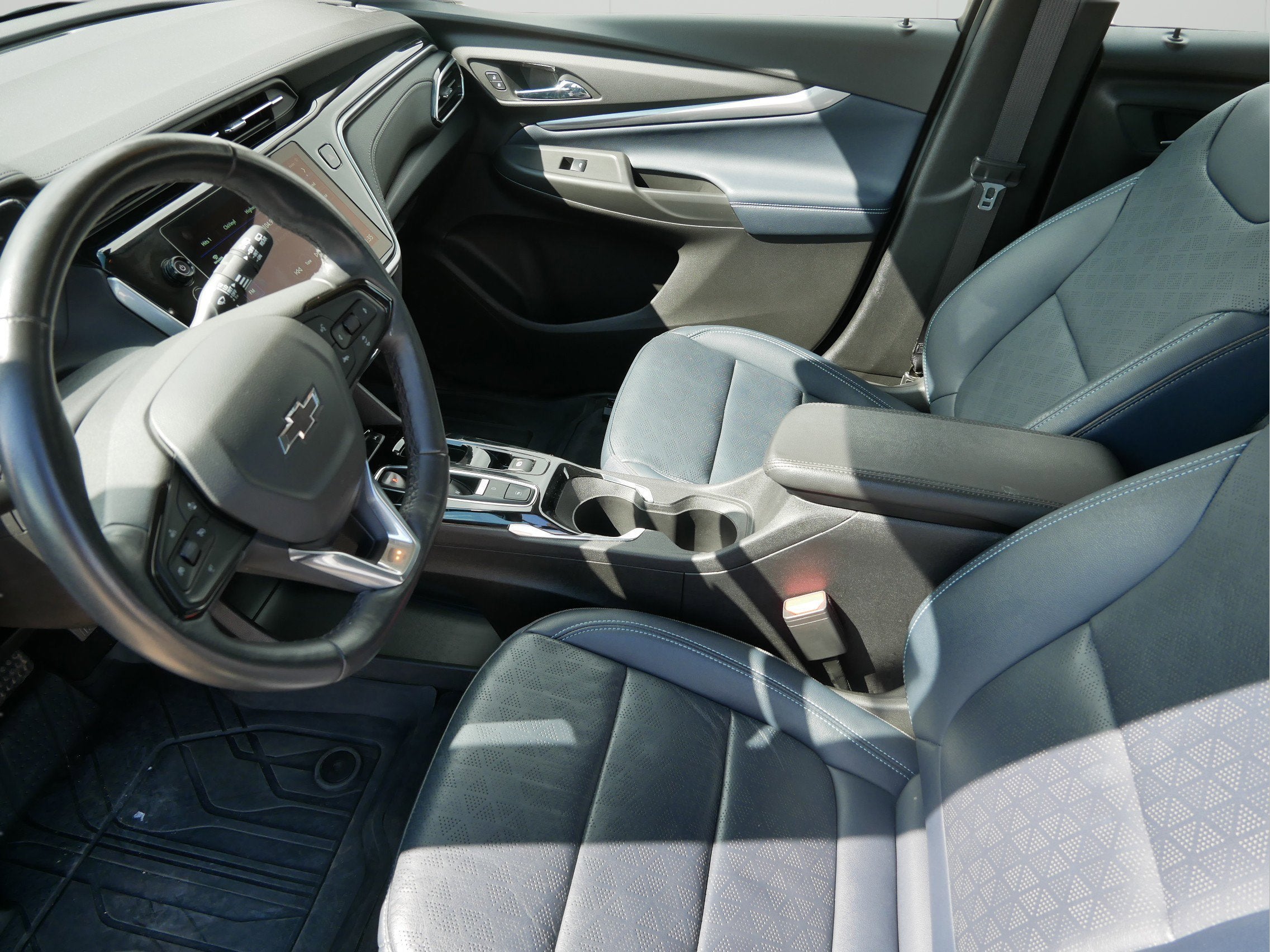 2023 Chevrolet Bolt EUV LT