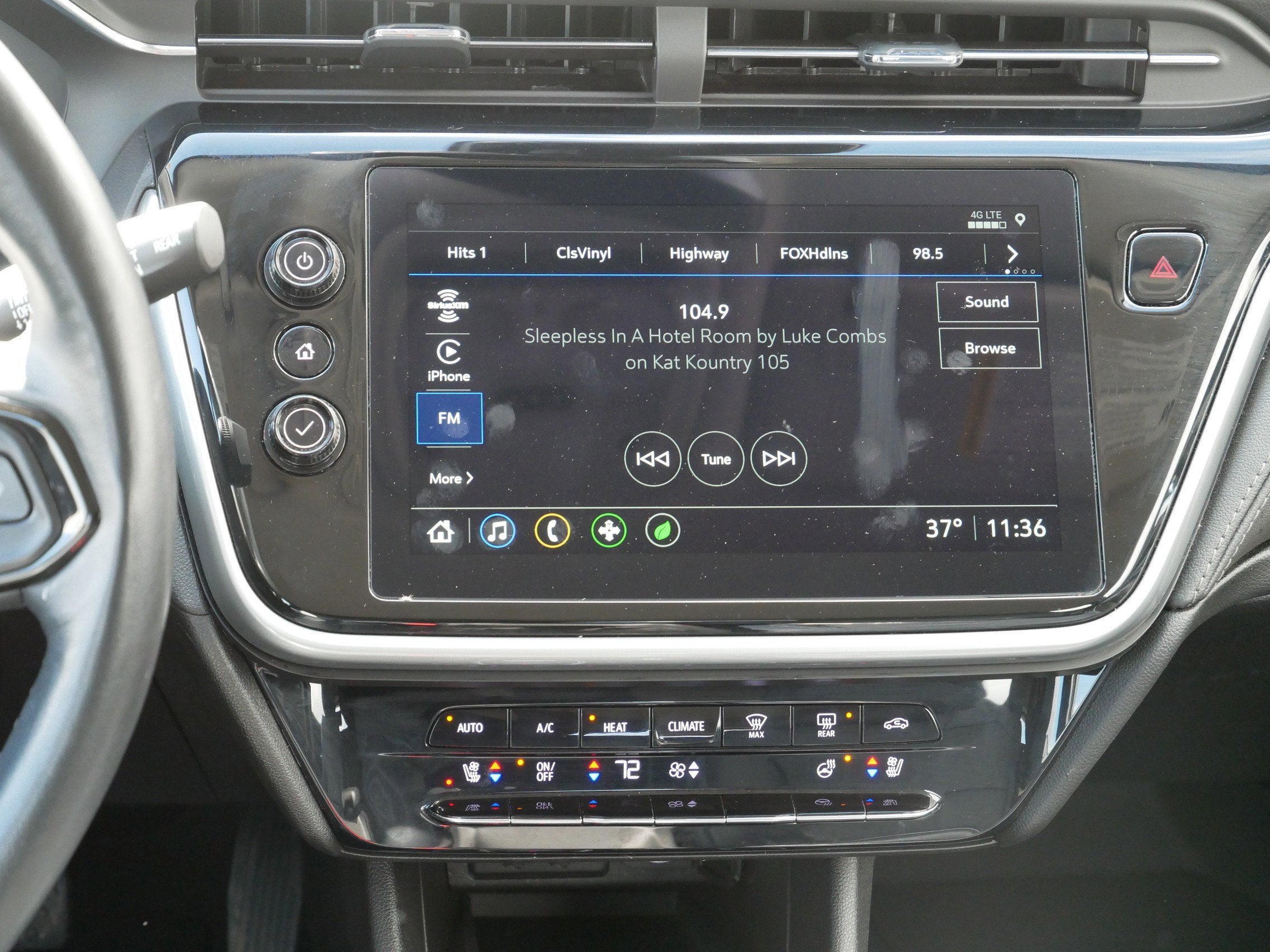 2023 Chevrolet Bolt EUV LT