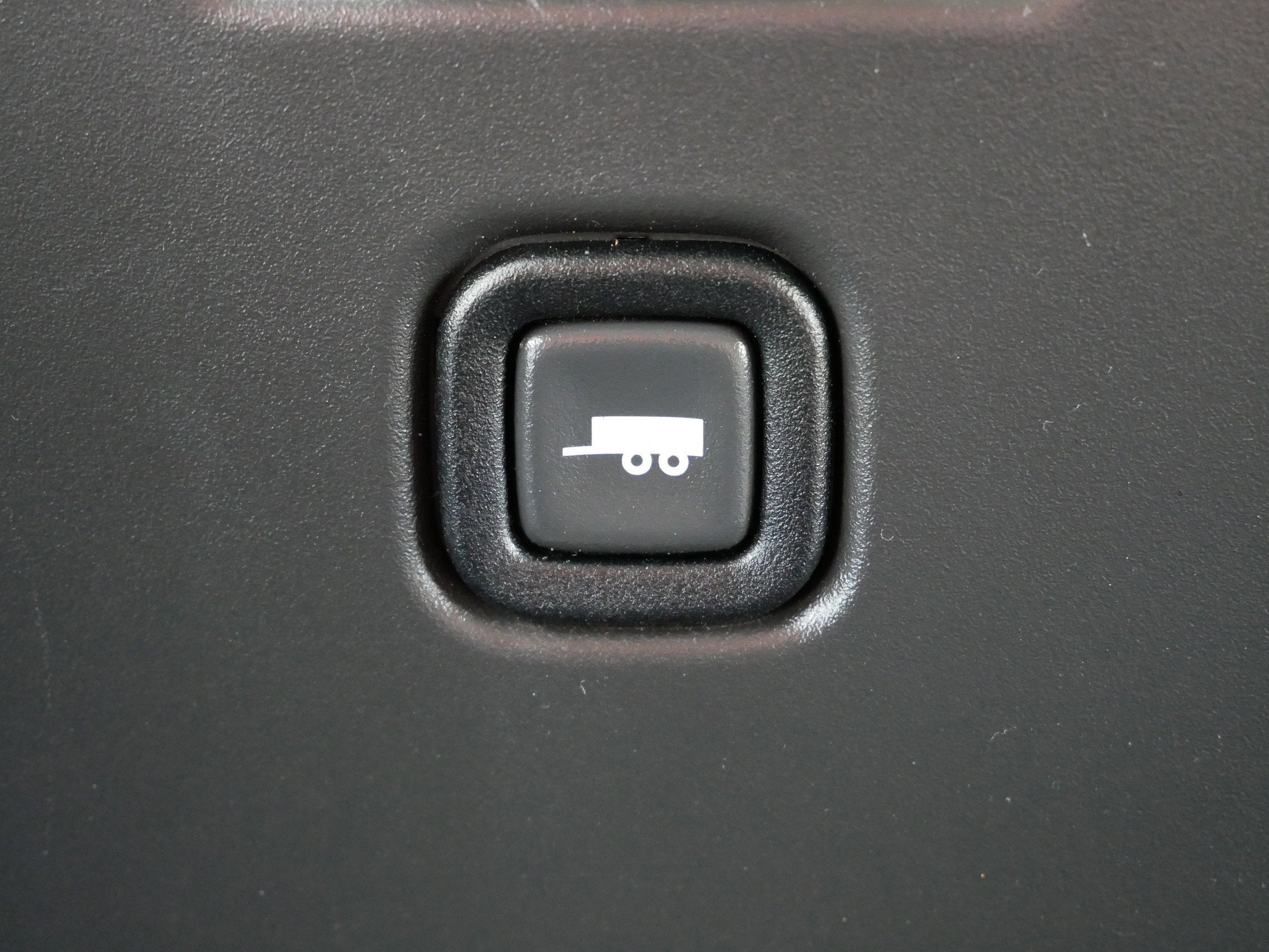 2024 Chevrolet Express Passenger 3500 1LS