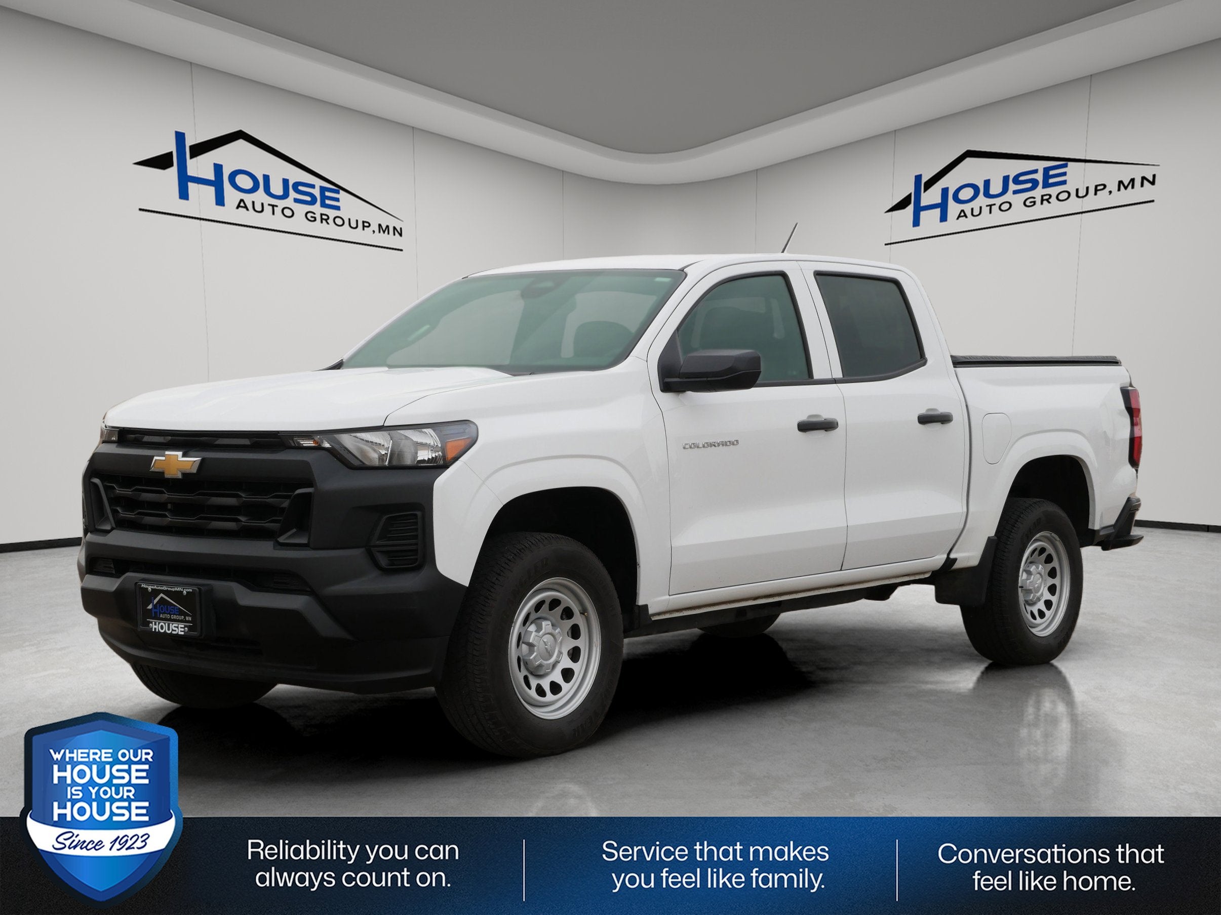2024 Chevrolet Colorado WT