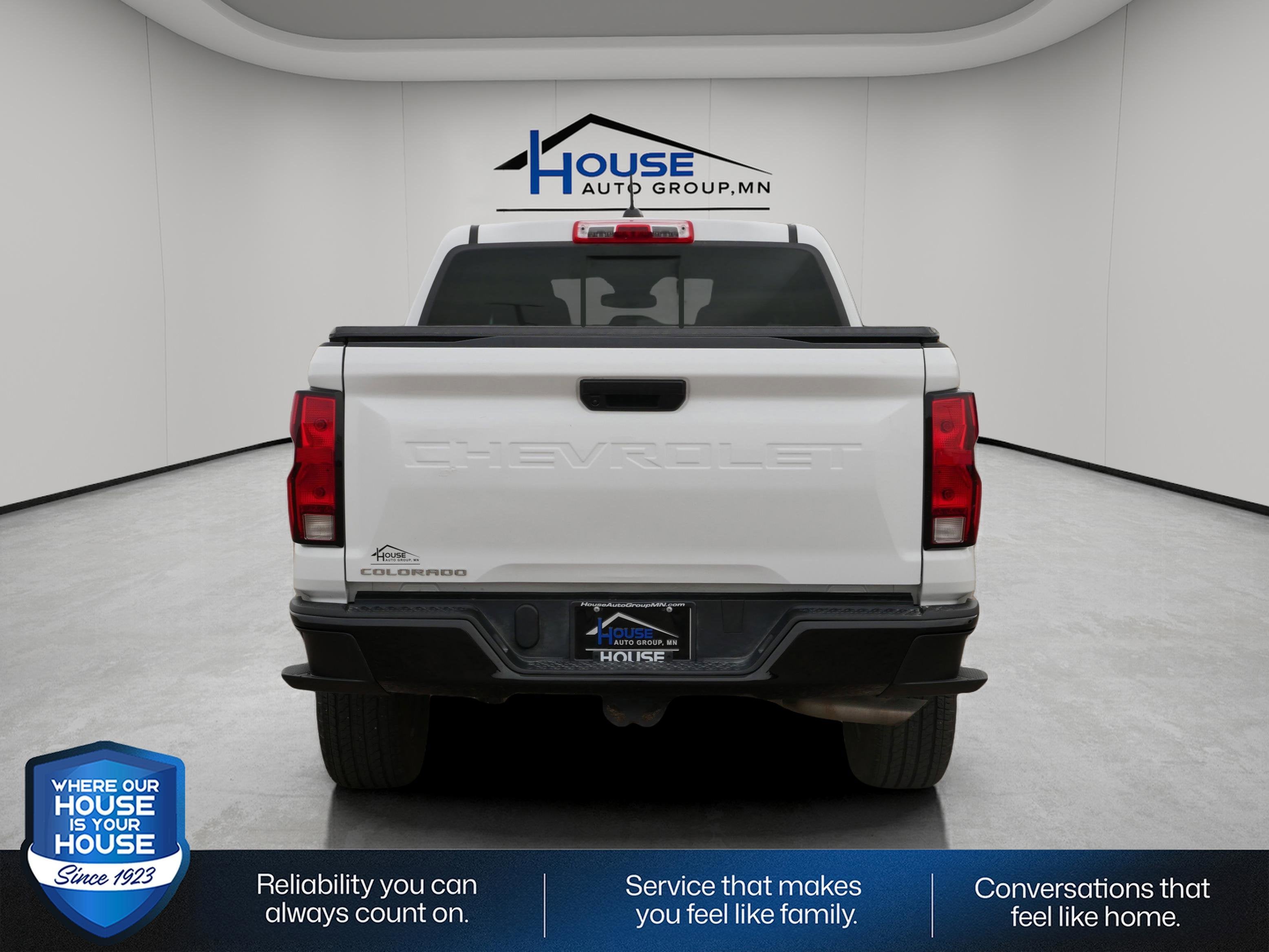 2024 Chevrolet Colorado WT