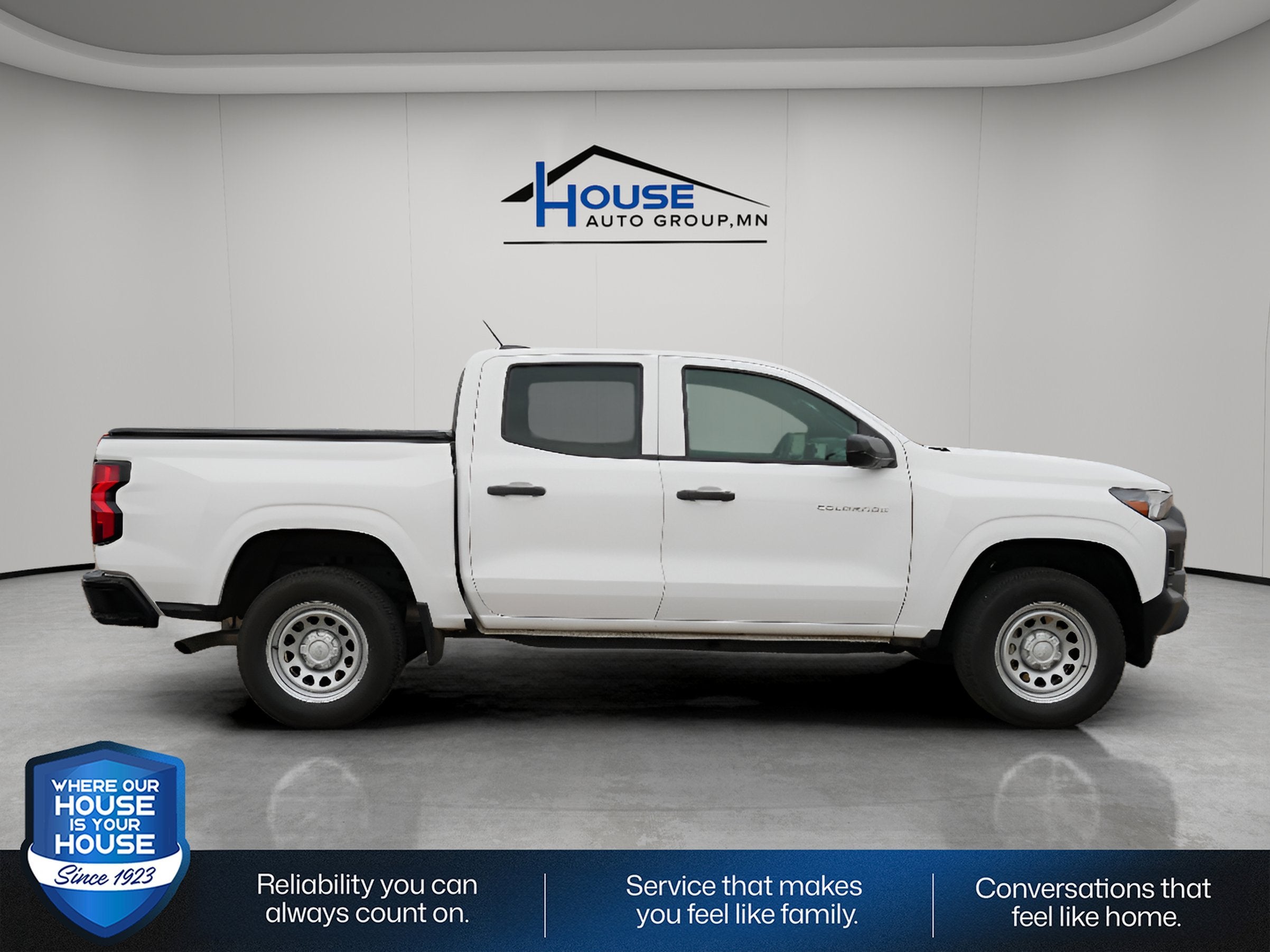 2024 Chevrolet Colorado WT