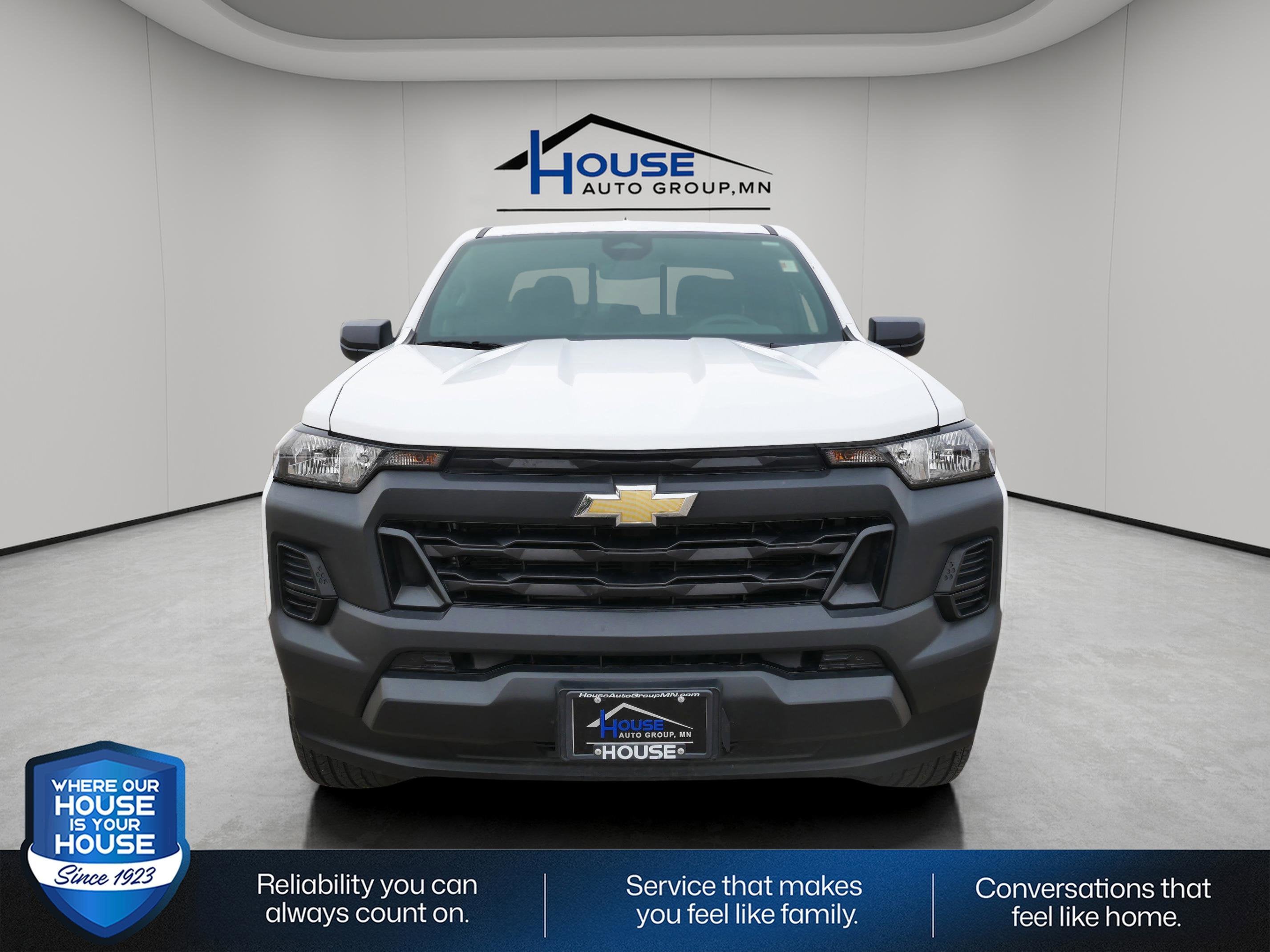 2024 Chevrolet Colorado WT