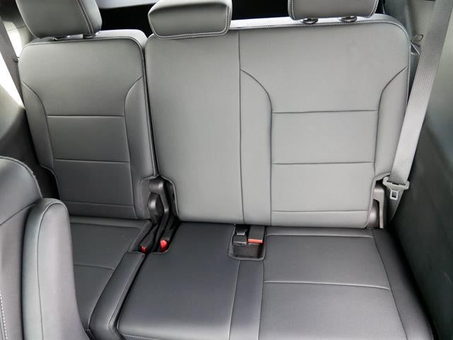 2026 Chevrolet Traverse Base