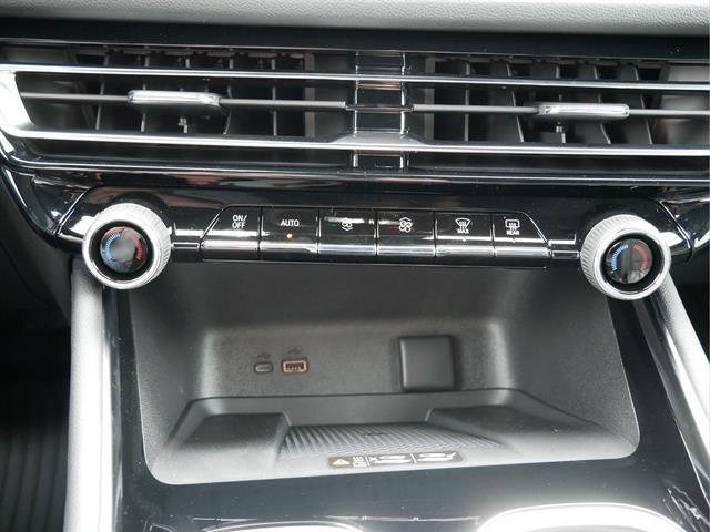 2026 Chevrolet Traverse Base