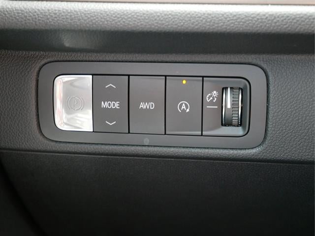 2026 Chevrolet Traverse Base