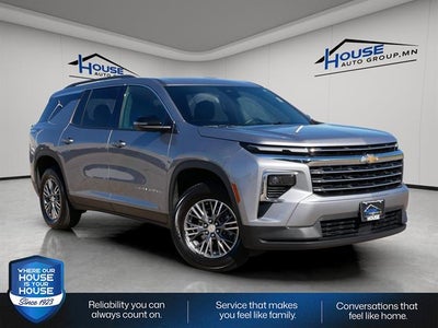 2025 Chevrolet Traverse Base