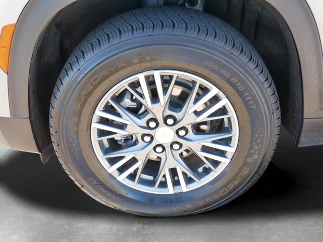 2025 Chevrolet Traverse Base