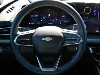 2025 Chevrolet Traverse Base