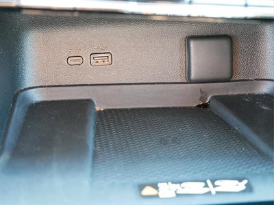 2025 Chevrolet Traverse Base