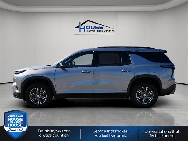 2025 Chevrolet Traverse Base