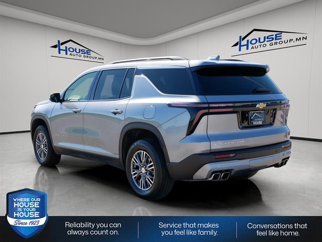 2025 Chevrolet Traverse Base