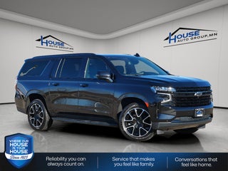 2023 Chevrolet Suburban RST
