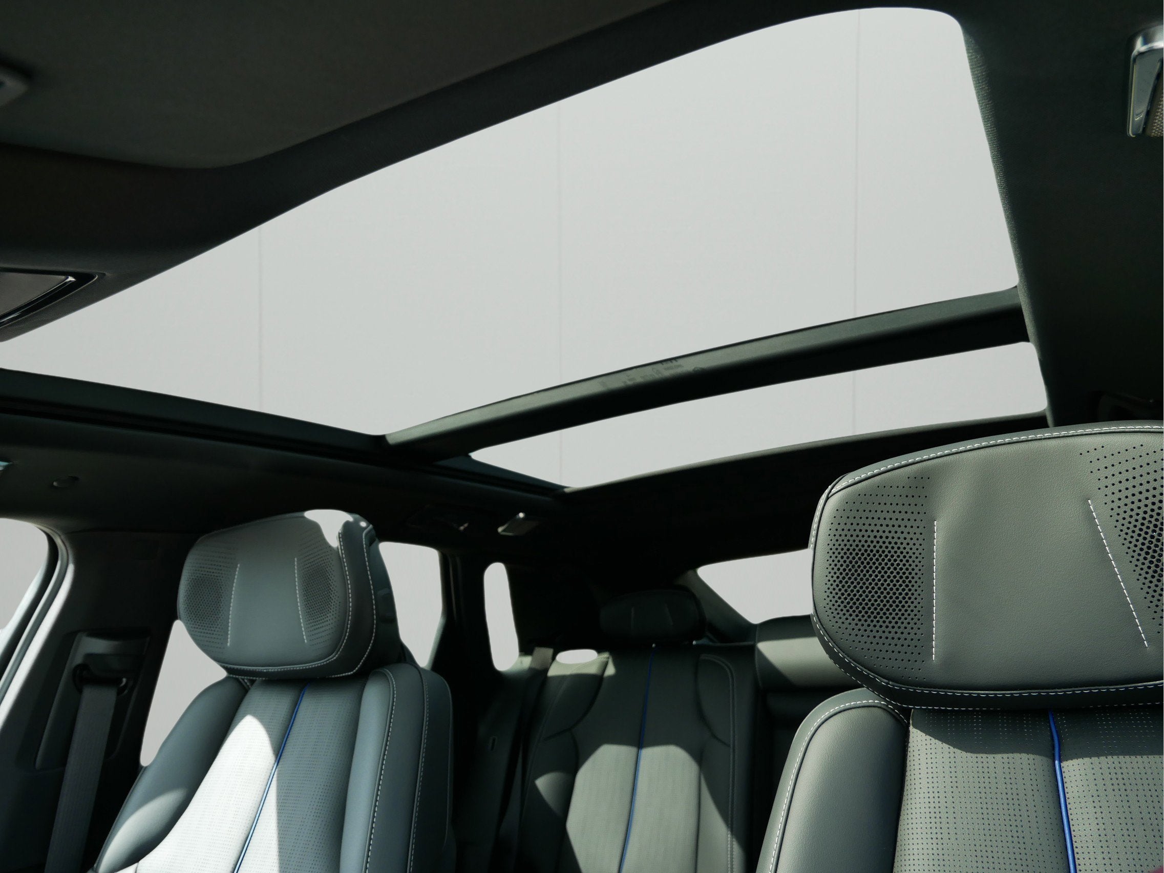 2026 Cadillac LYRIQ Premium Luxury