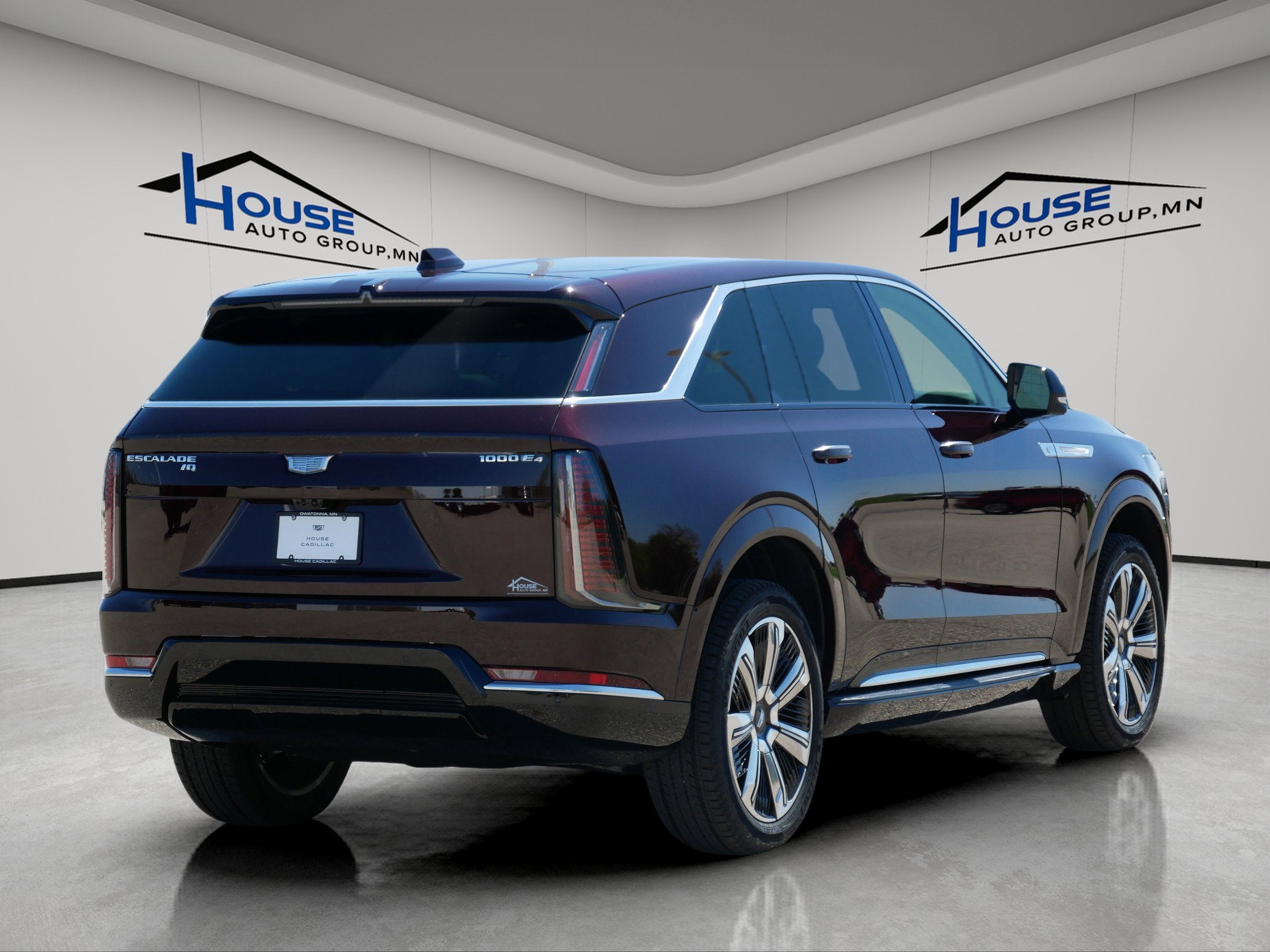 2025 Cadillac ESCALADE IQ Luxury 1