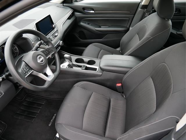2025 Nissan Altima Base