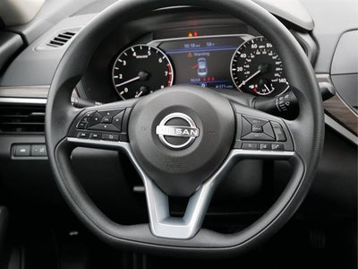 2025 Nissan Altima Base