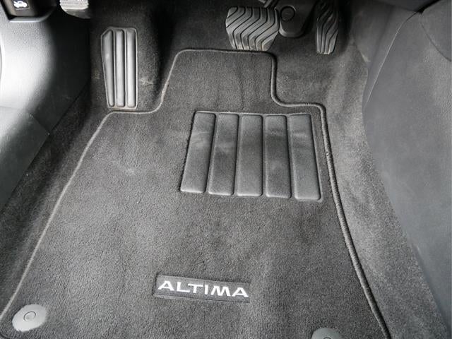 2025 Nissan Altima Base