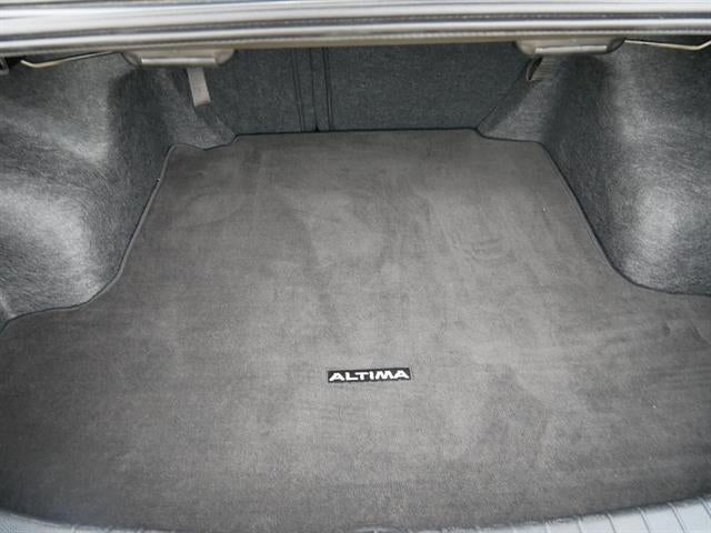 2025 Nissan Altima Base