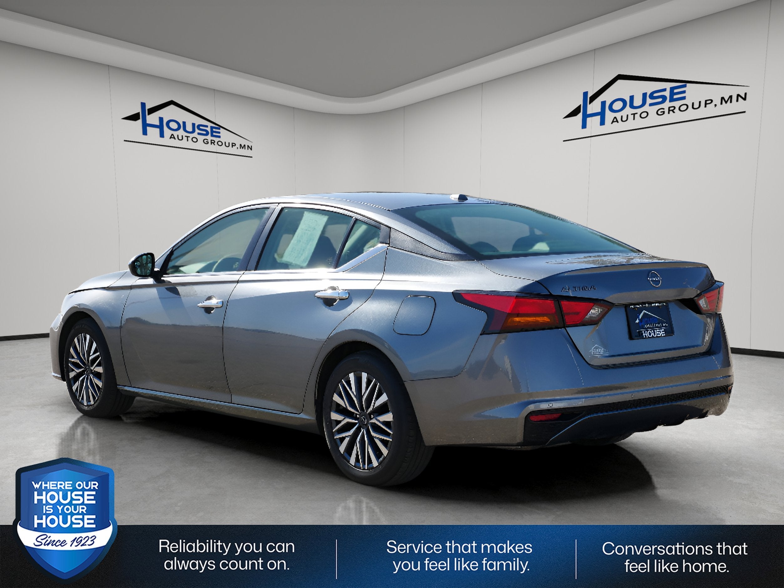 2023 Nissan Altima SV FWD