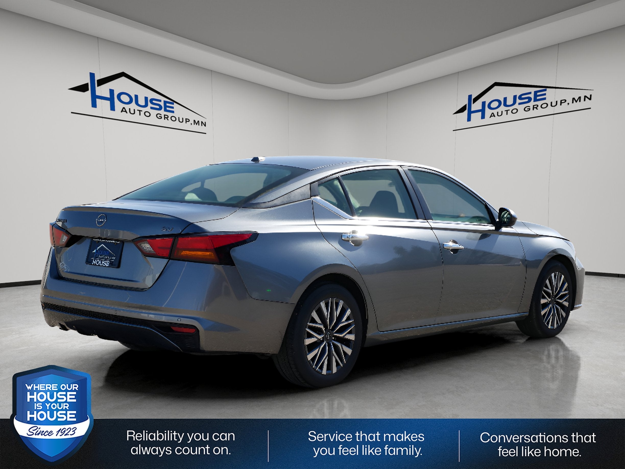 2023 Nissan Altima SV FWD