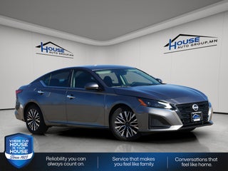 2023 Nissan Altima SV FWD