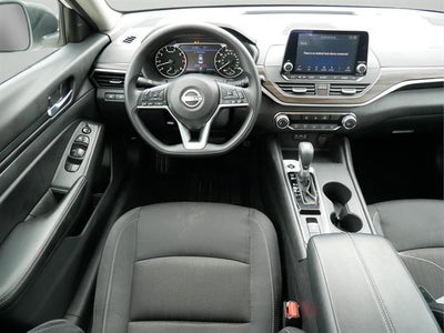 2025 Nissan Altima Base