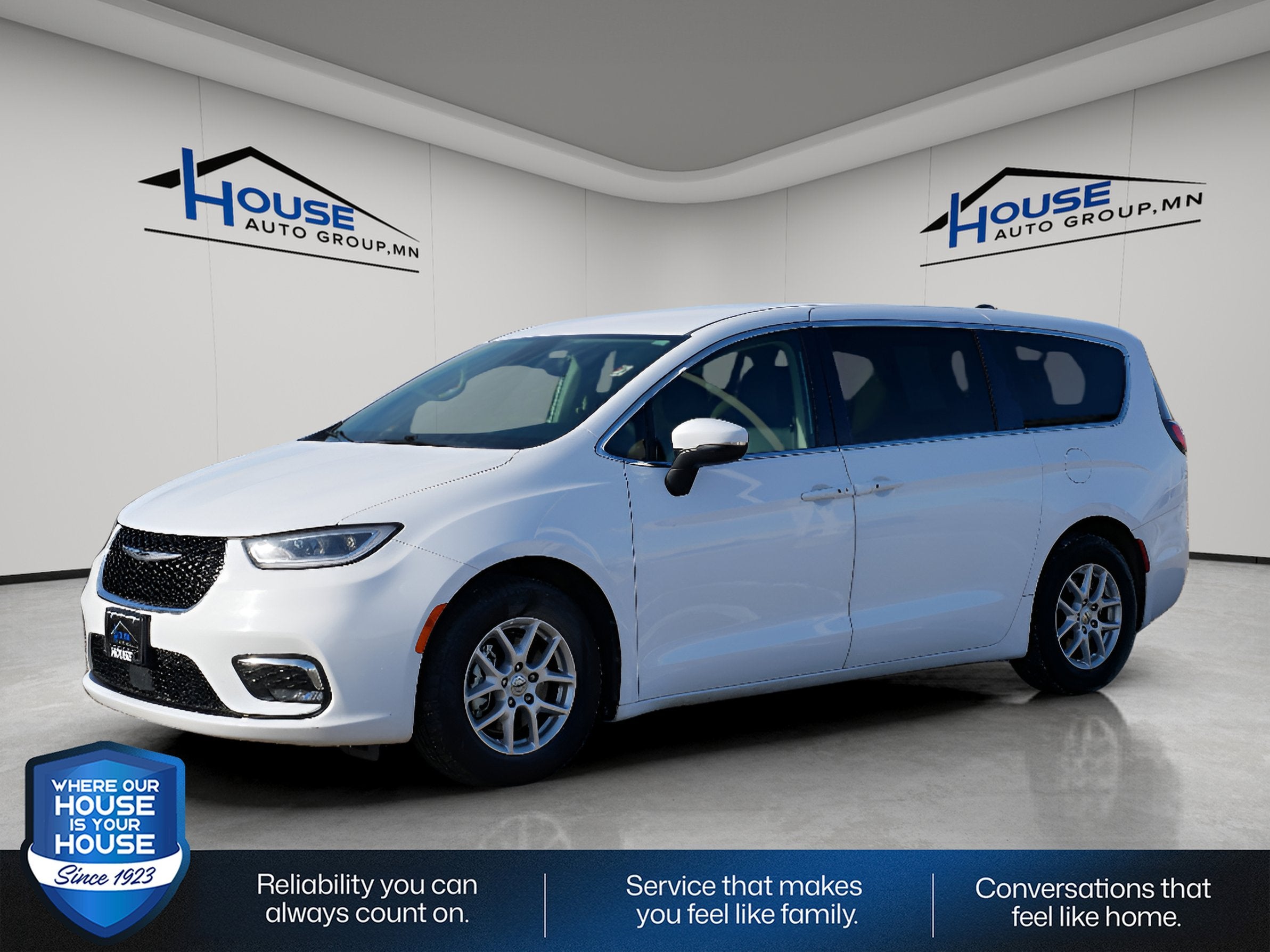 2023 Chrysler Pacifica Touring L