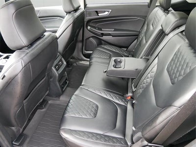 2023 Ford Edge Base