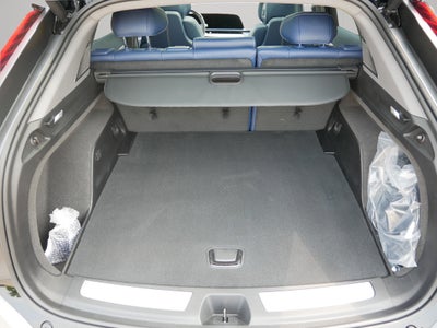 2025 Cadillac OPTIQ Sport 2