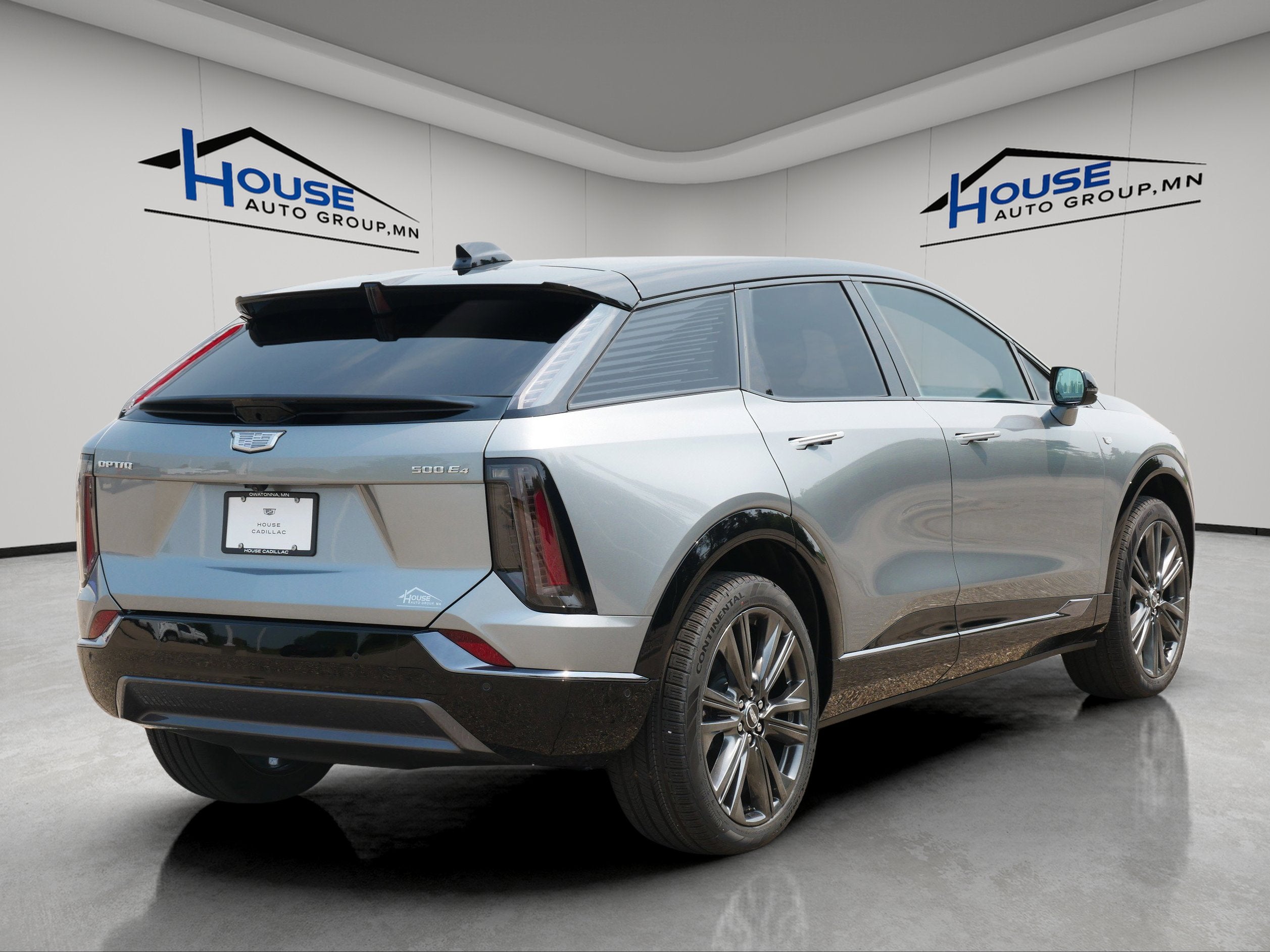 2025 Cadillac OPTIQ Sport 2