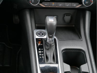 2023 Nissan Sentra SV Xtronic CVT