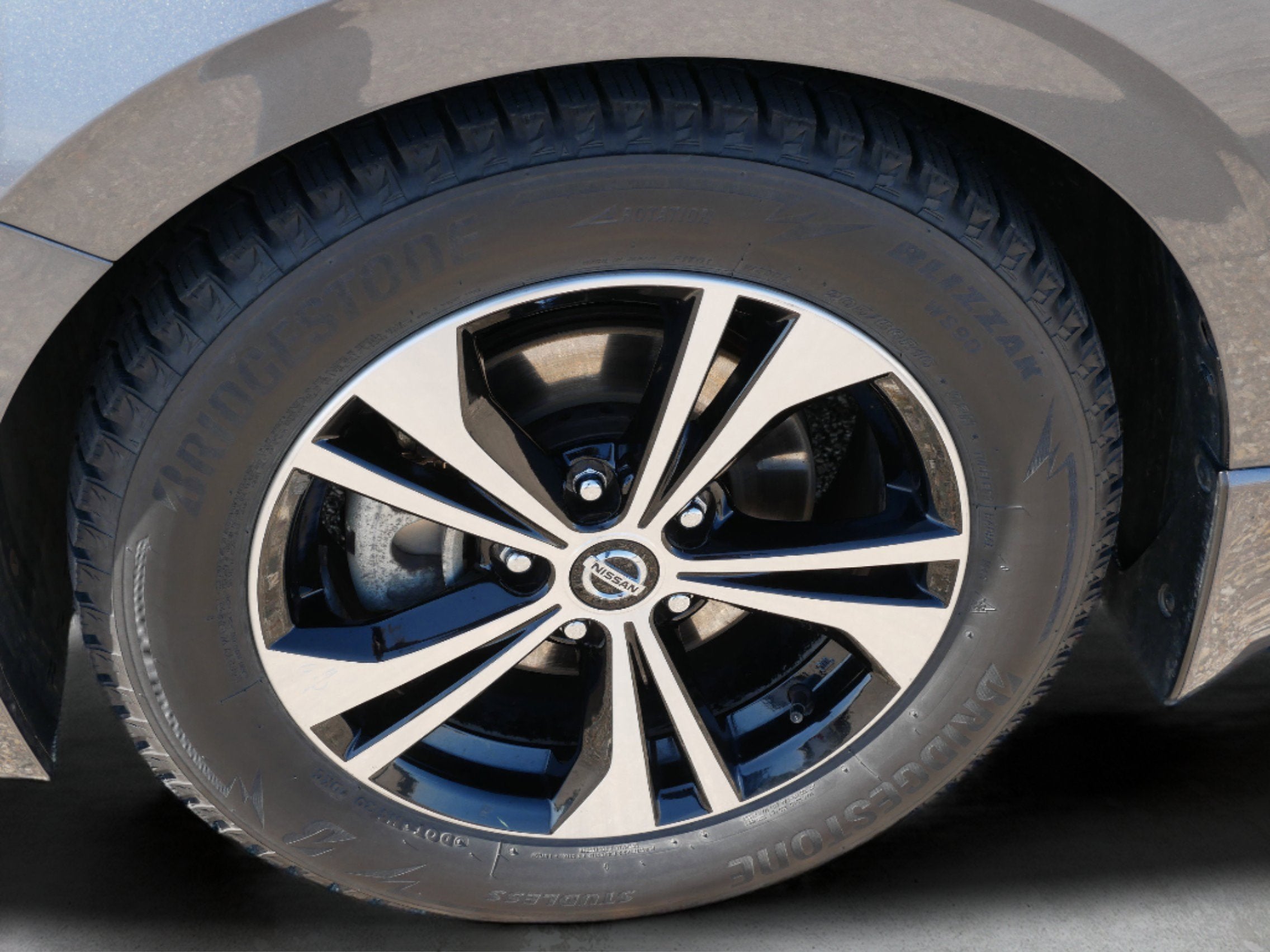 2022 Nissan Sentra SV Xtronic CVT