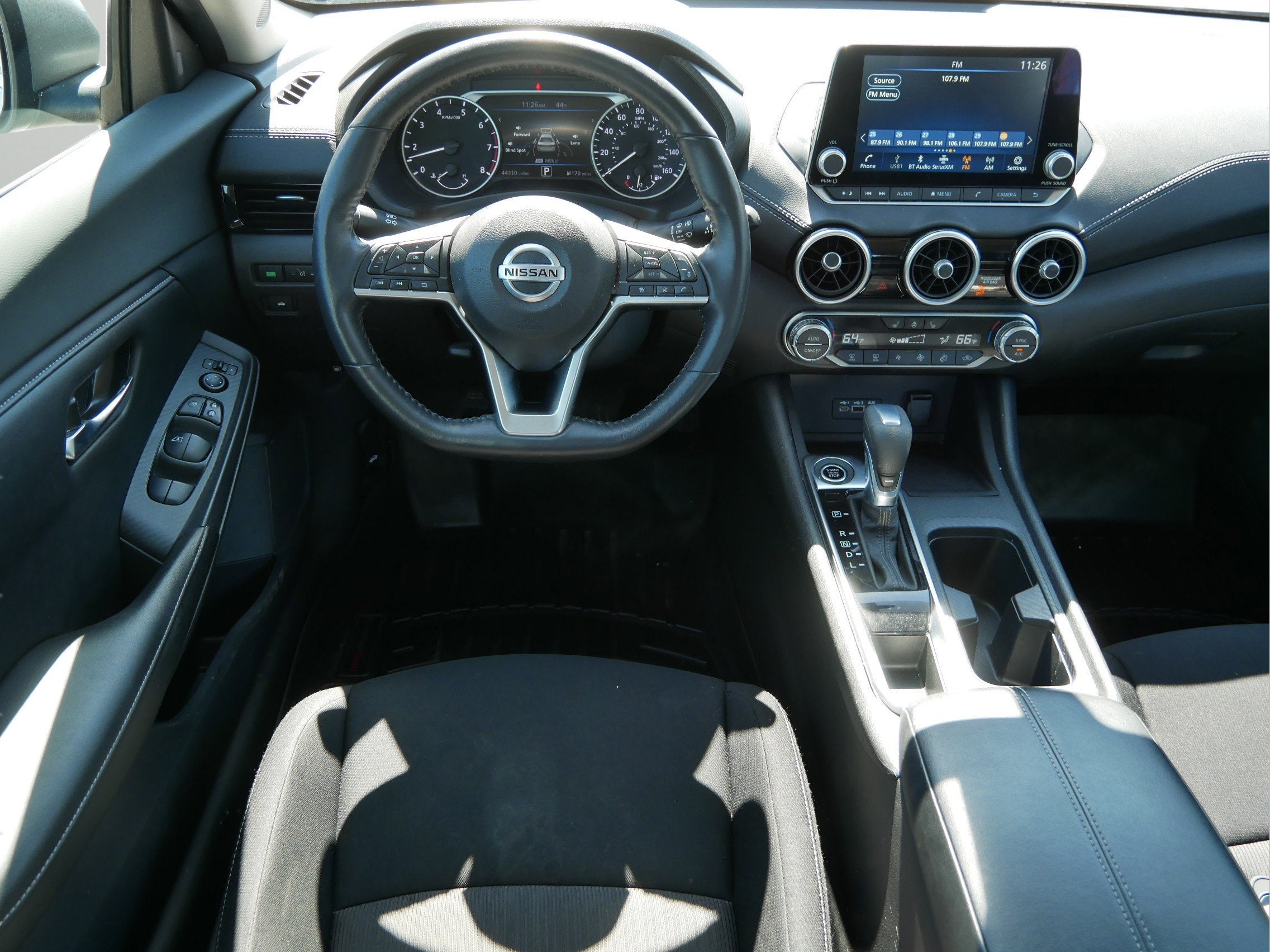 2022 Nissan Sentra SV Xtronic CVT