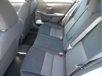 2022 Nissan Sentra SV Xtronic CVT