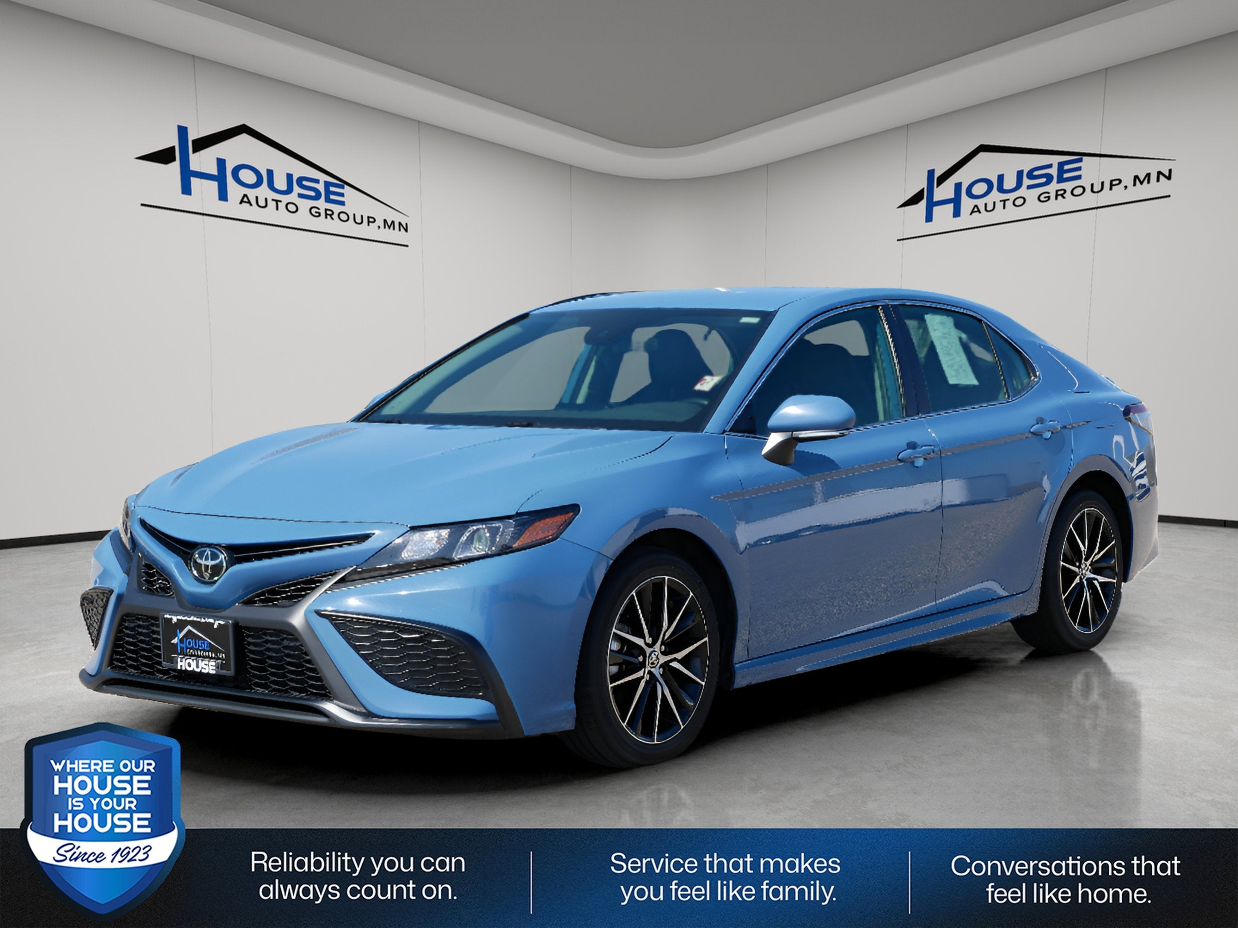 2024 Toyota Camry SE Nightshade