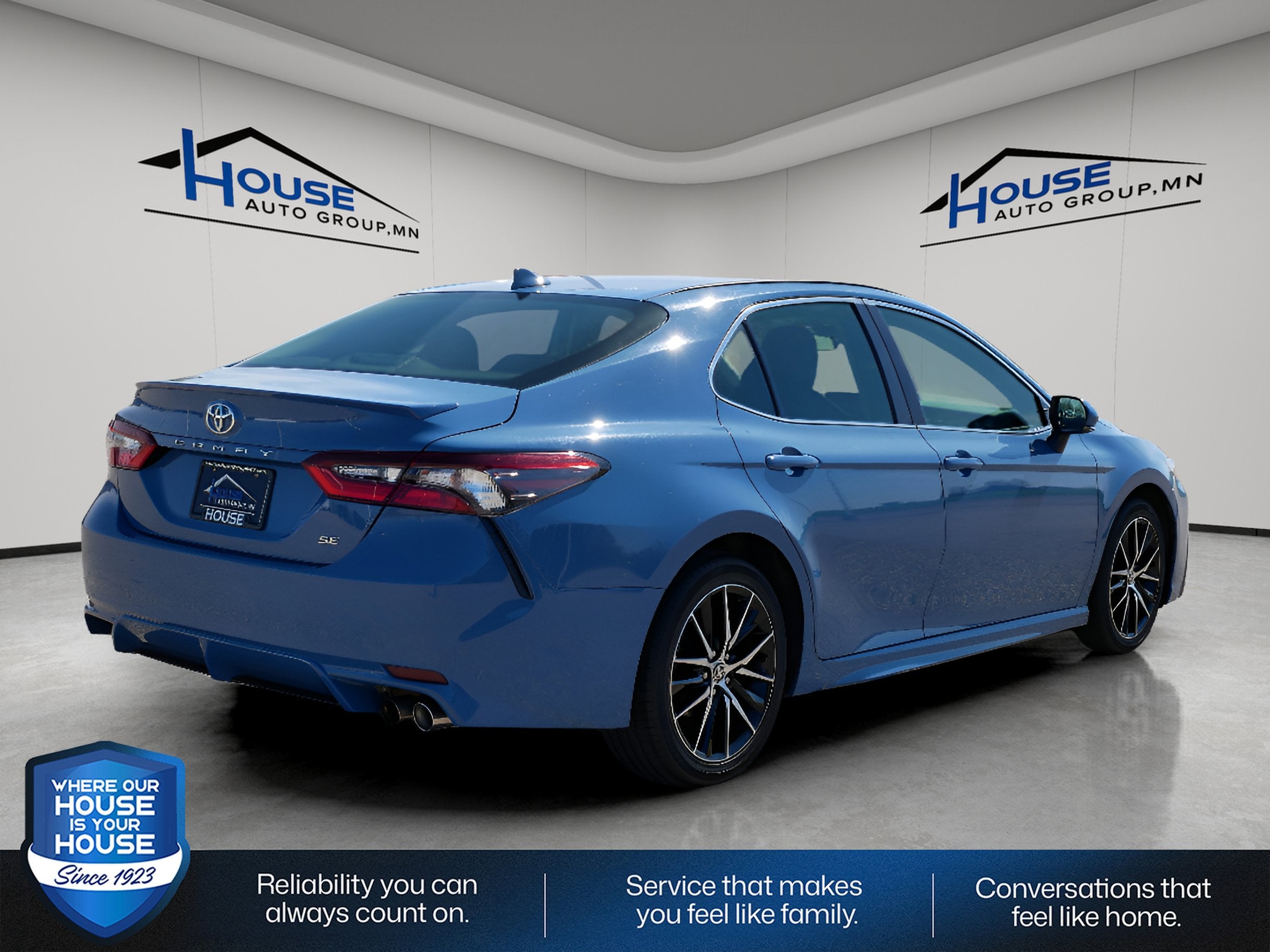 2024 Toyota Camry SE Nightshade