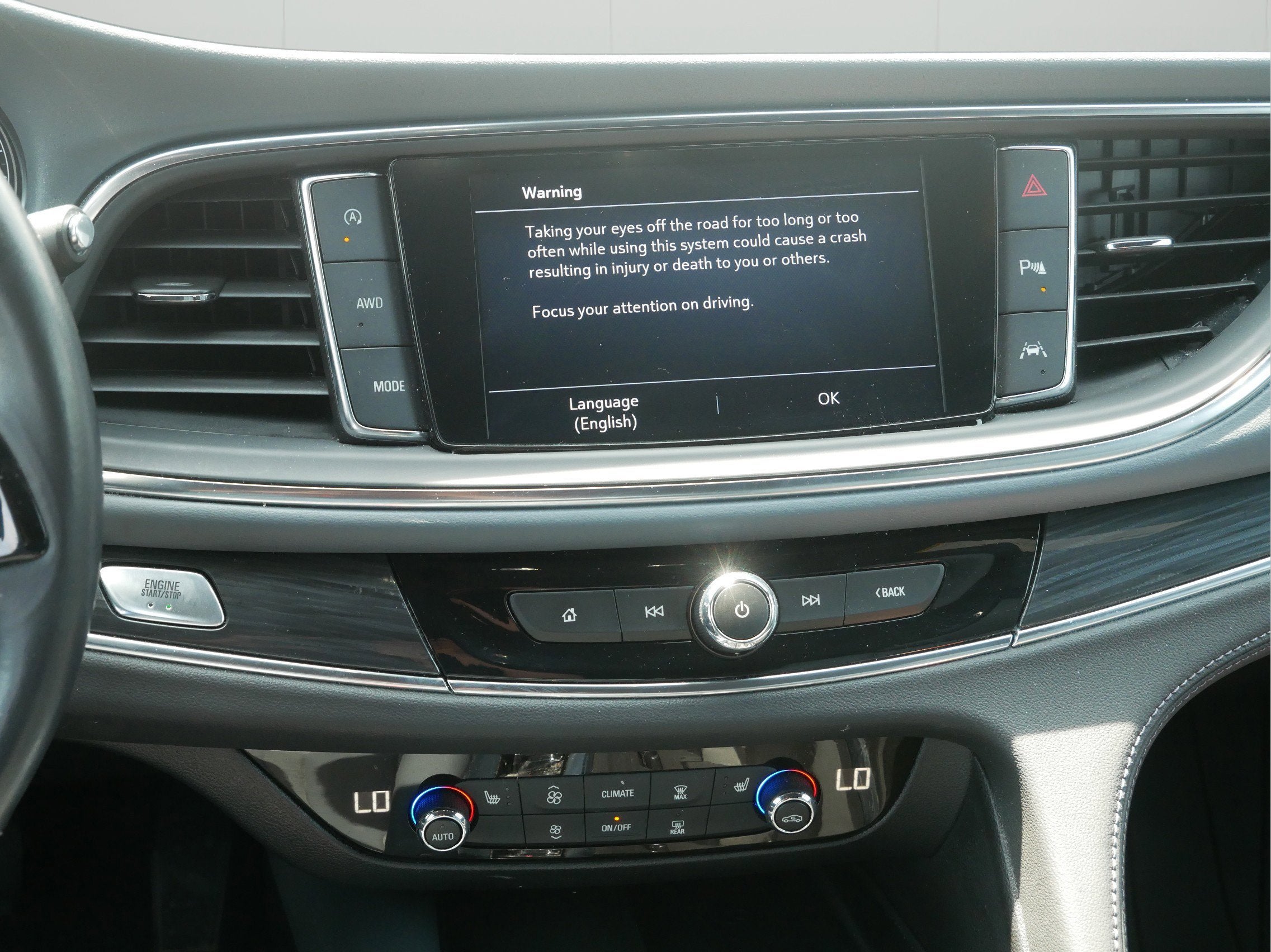 2024 Buick Enclave Essence