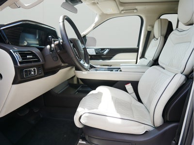 2024 Lincoln Navigator Black Label L