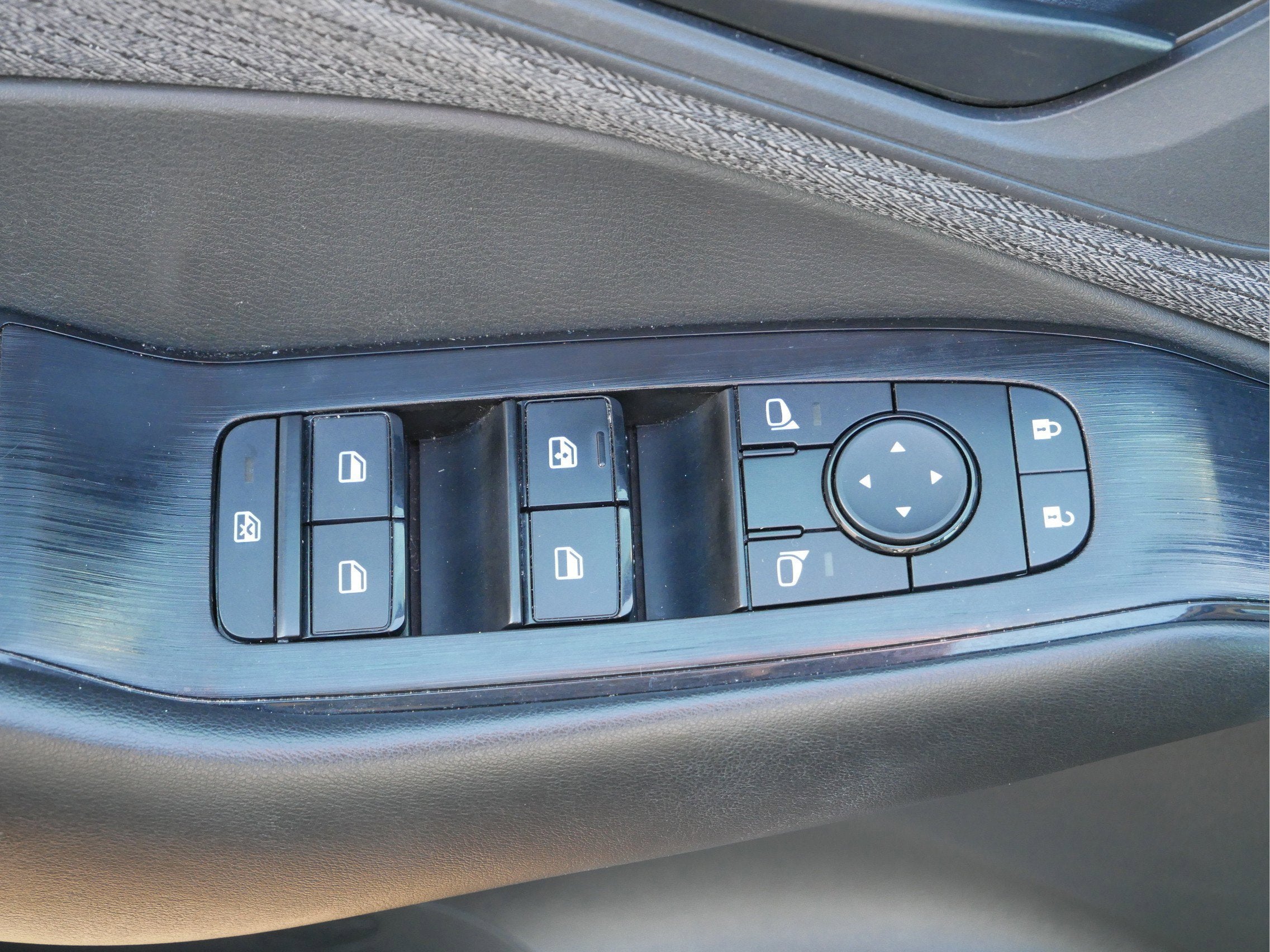 2023 Nissan Rogue S Intelligent AWD