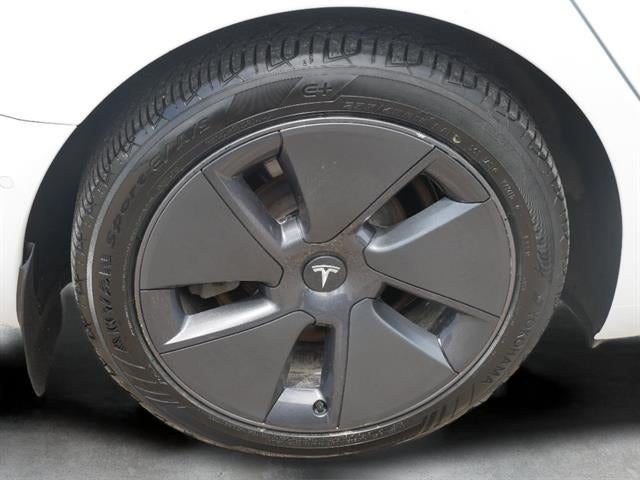 2022 Tesla Model 3 Long Range Dual Motor All-Wheel Drive