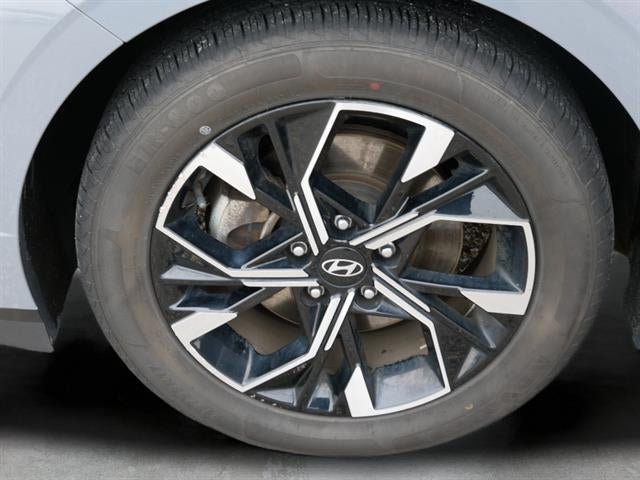 2025 Hyundai Sonata Base